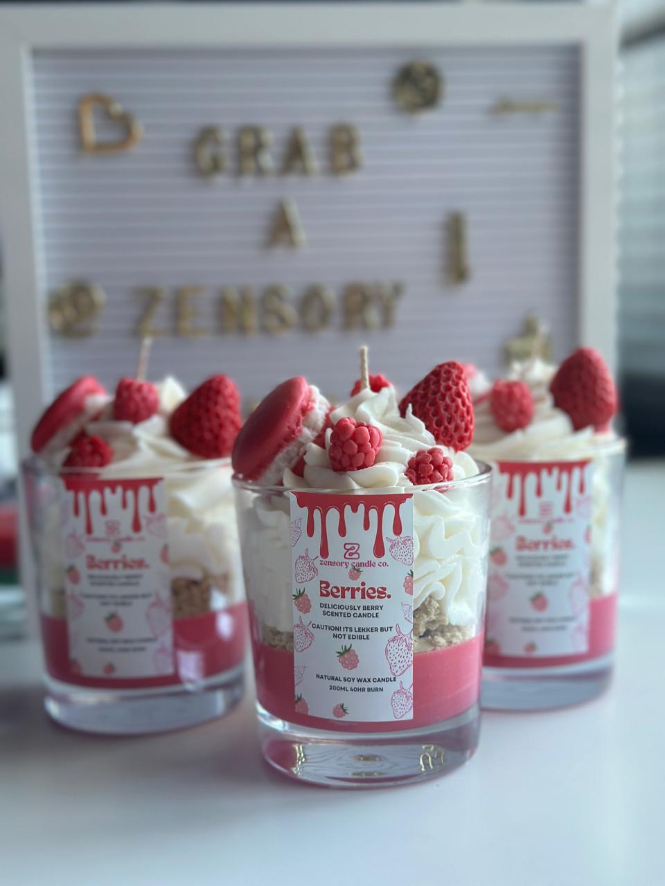 Berries Dessert Soy wax candle - Gift - Zensory Candle Co